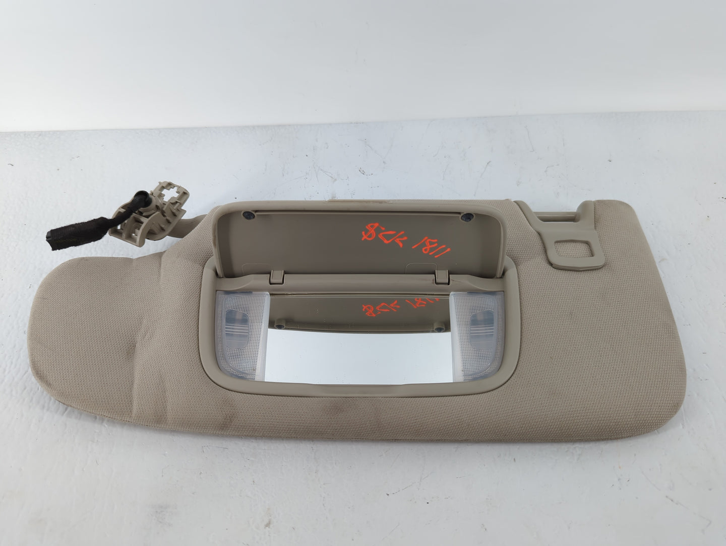 2019-2020 Ford Fusion Sun Visor Shade Replacement Driver Left Mirror Fits Fits 2019 2020 OEM Used Auto Parts - Oemusedautopa