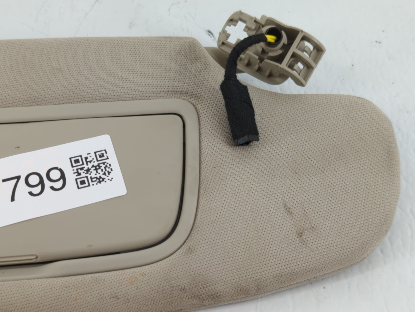 2017-2020 Ford Fusion Sun Visor Shade Replacement Passenger Right Mirror Fits Fits 2017 2018 2019 2020 OEM Used Auto Parts -