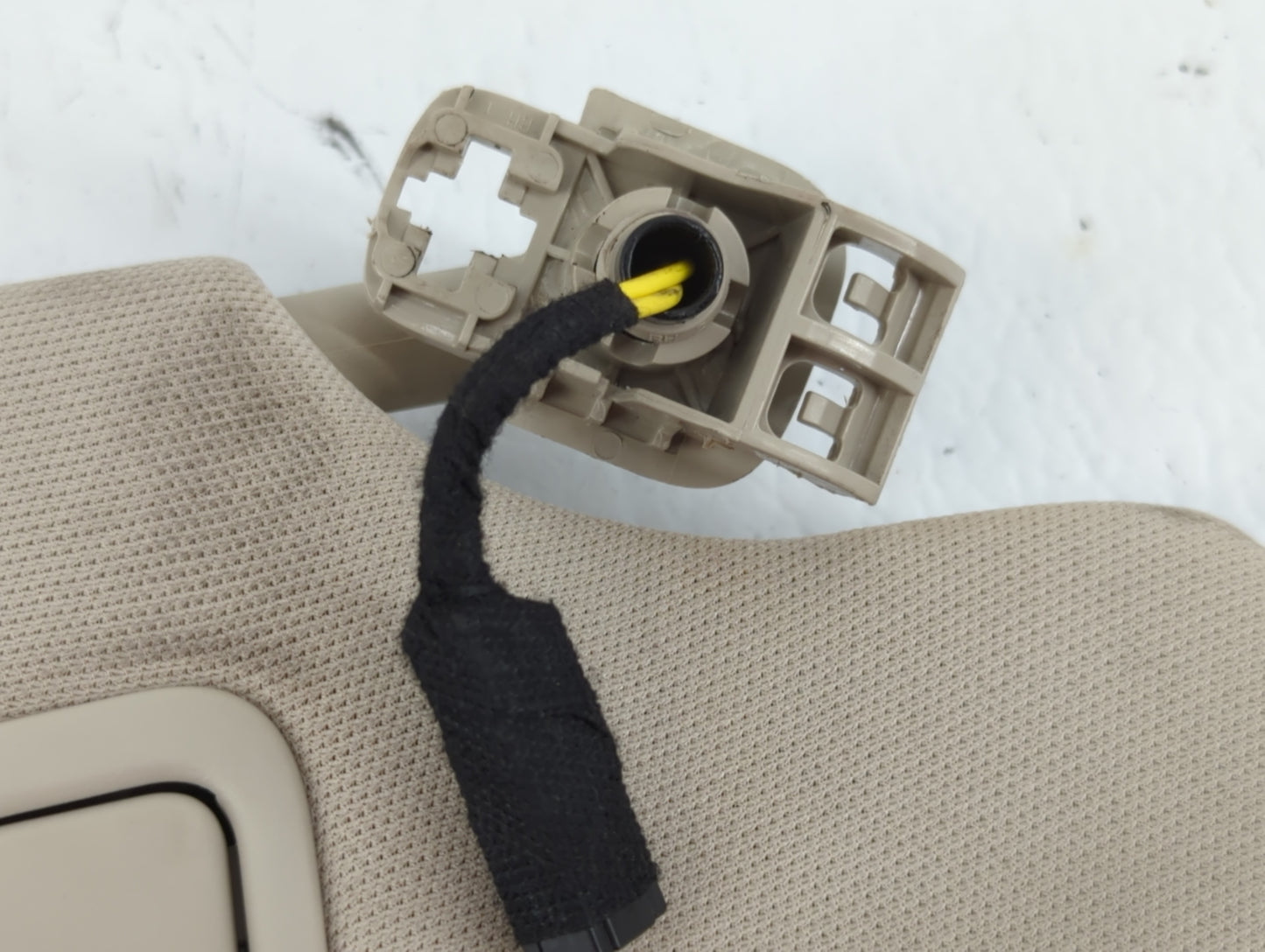 2017-2020 Ford Fusion Sun Visor Shade Replacement Passenger Right Mirror Fits Fits 2017 2018 2019 2020 OEM Used Auto Parts -