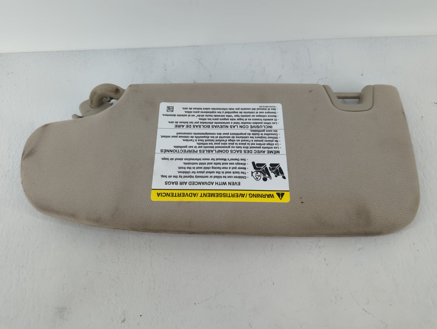 2017-2020 Ford Fusion Sun Visor Shade Replacement Passenger Right Mirror Fits Fits 2017 2018 2019 2020 OEM Used Auto Parts -