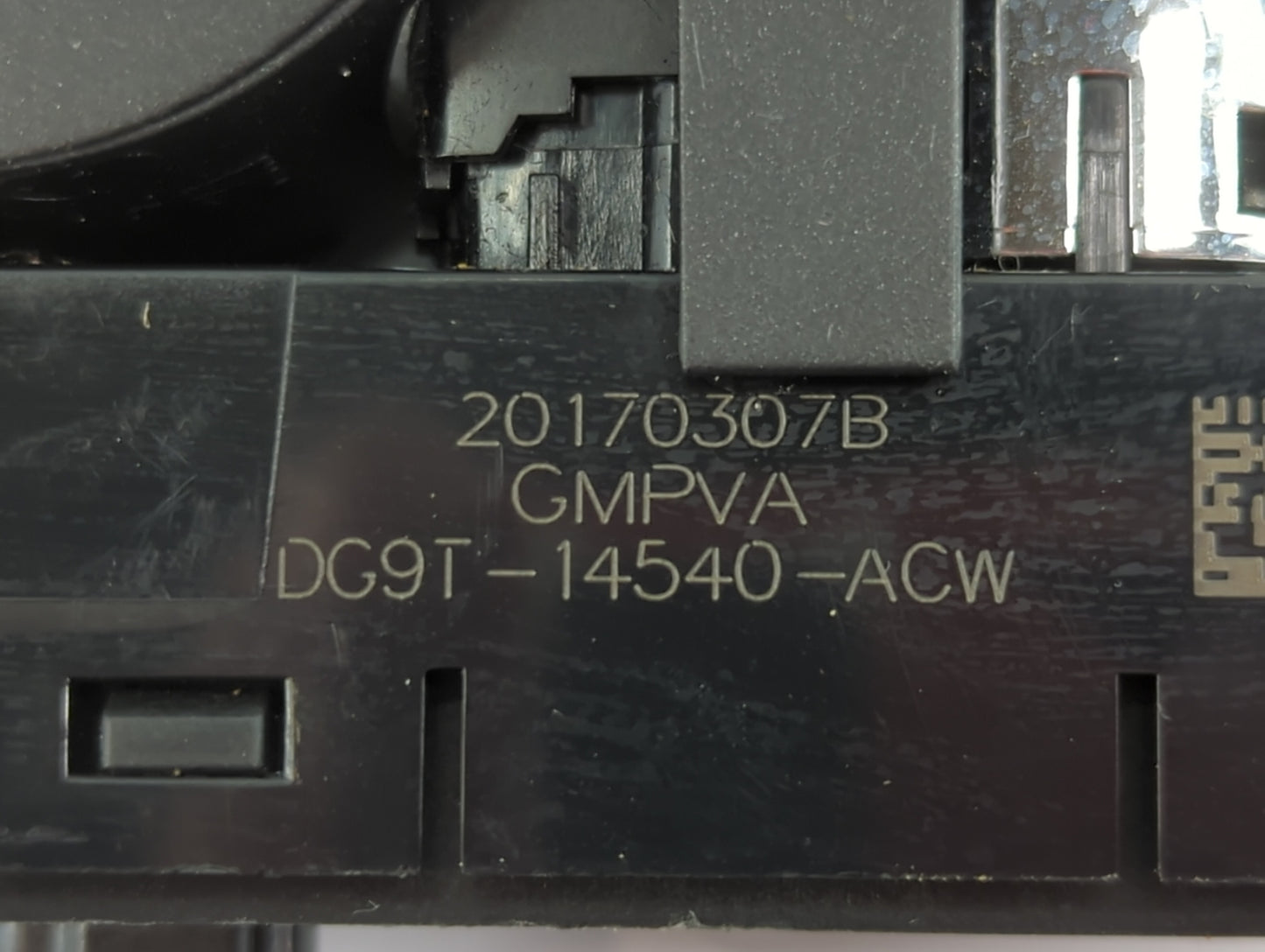 2013-2020 Ford Fusion Master Power Window Switch Replacement Driver Side Left P/N:20170307B DG9T-14540-ACW Fits OEM Used Aut