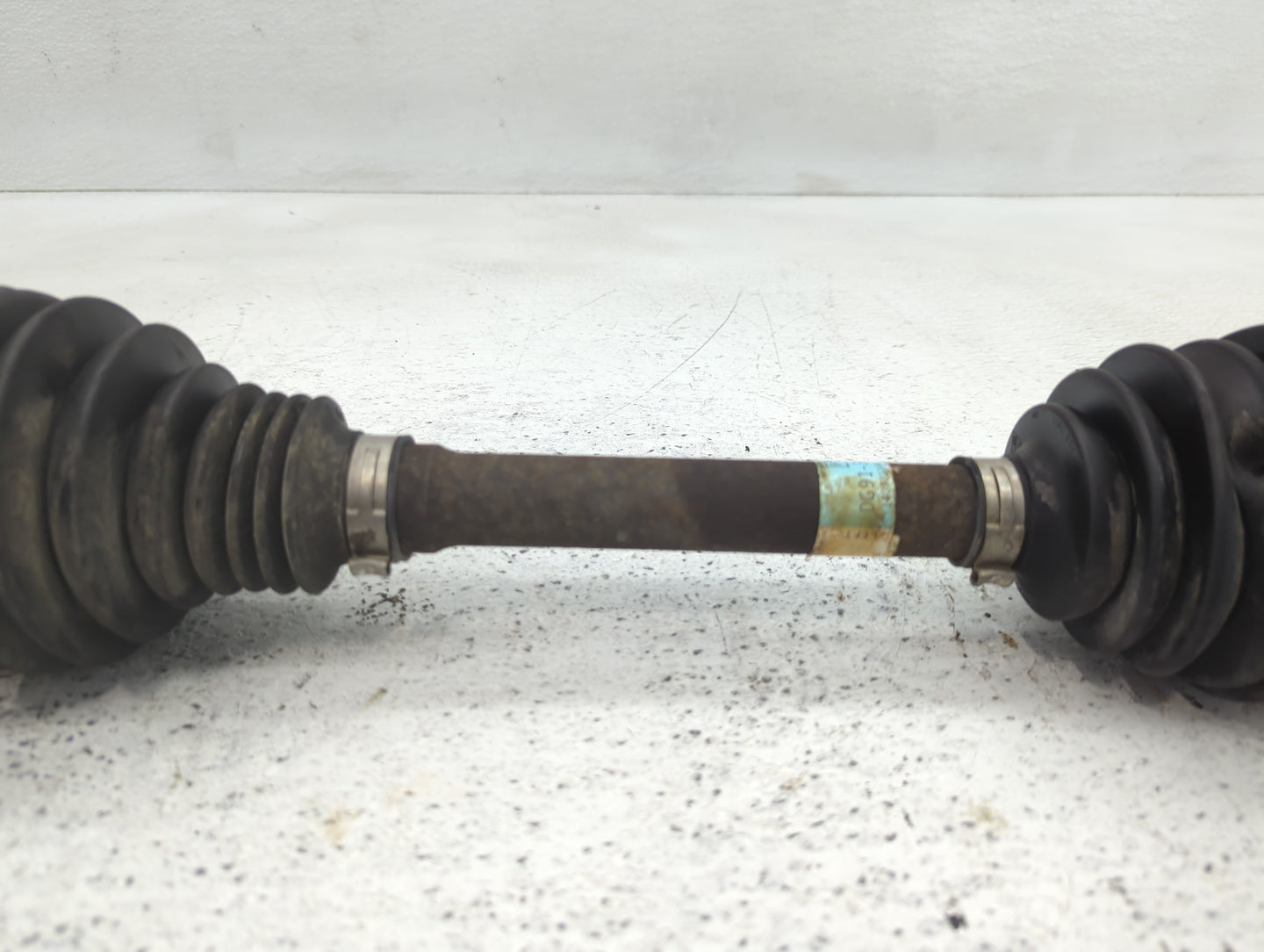 2013-2020 Ford Fusion Axle Shaft Front Driver Cv C/v - Oemusedautoparts1.com