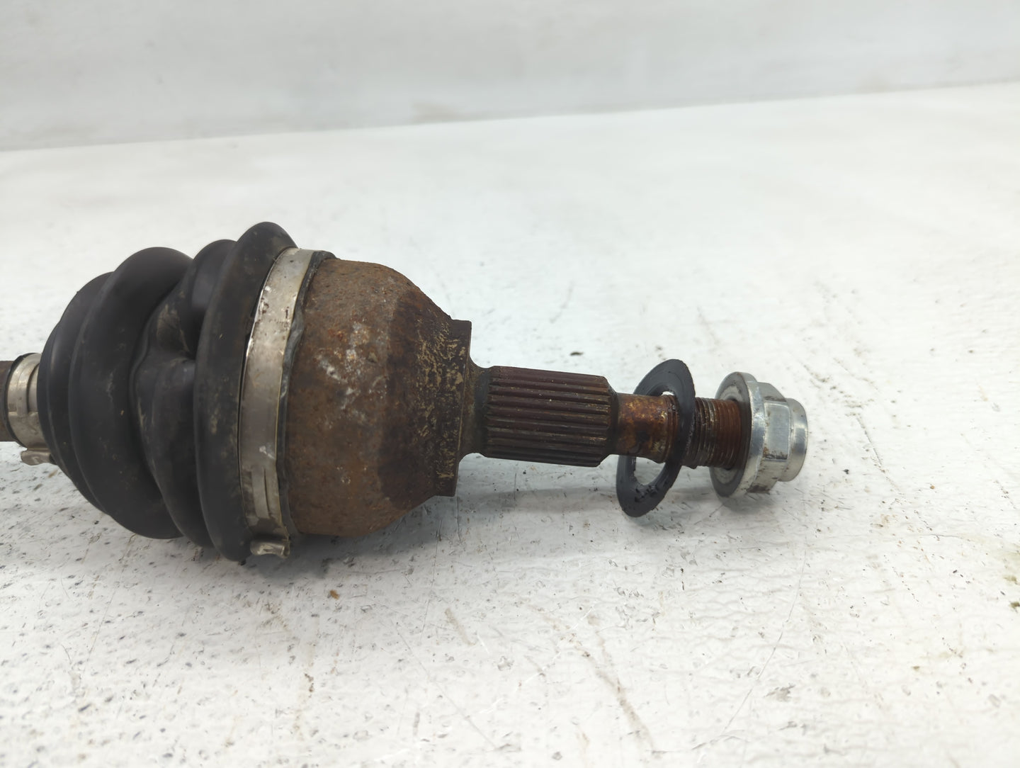 2013-2020 Ford Fusion Axle Shaft Front Driver Cv C/v - Oemusedautoparts1.com