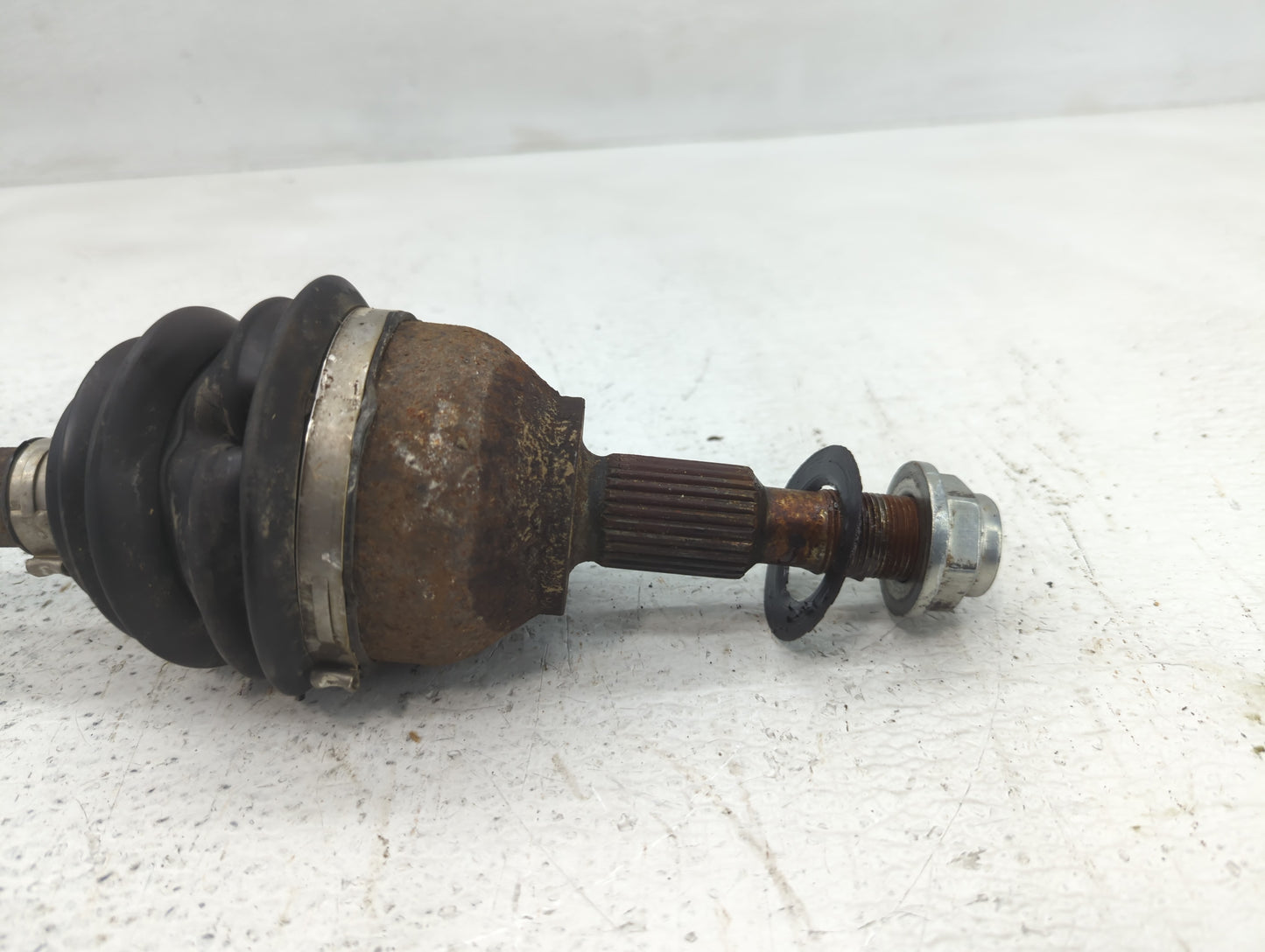 2013-2020 Ford Fusion Axle Shaft Front Driver Cv C/v - Oemusedautoparts1.com