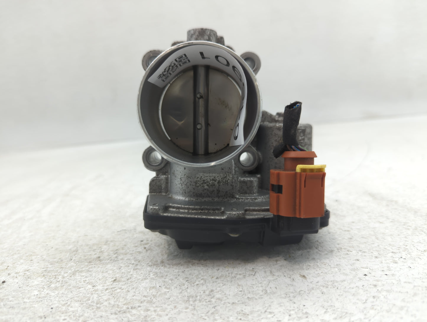 2014-2020 Ford Fusion Throttle Body P/N:DS7G-9F991-CA B19 044 4670 Fits Fits 2014 2015 2016 2017 2018 2019 2020 OEM Used Aut