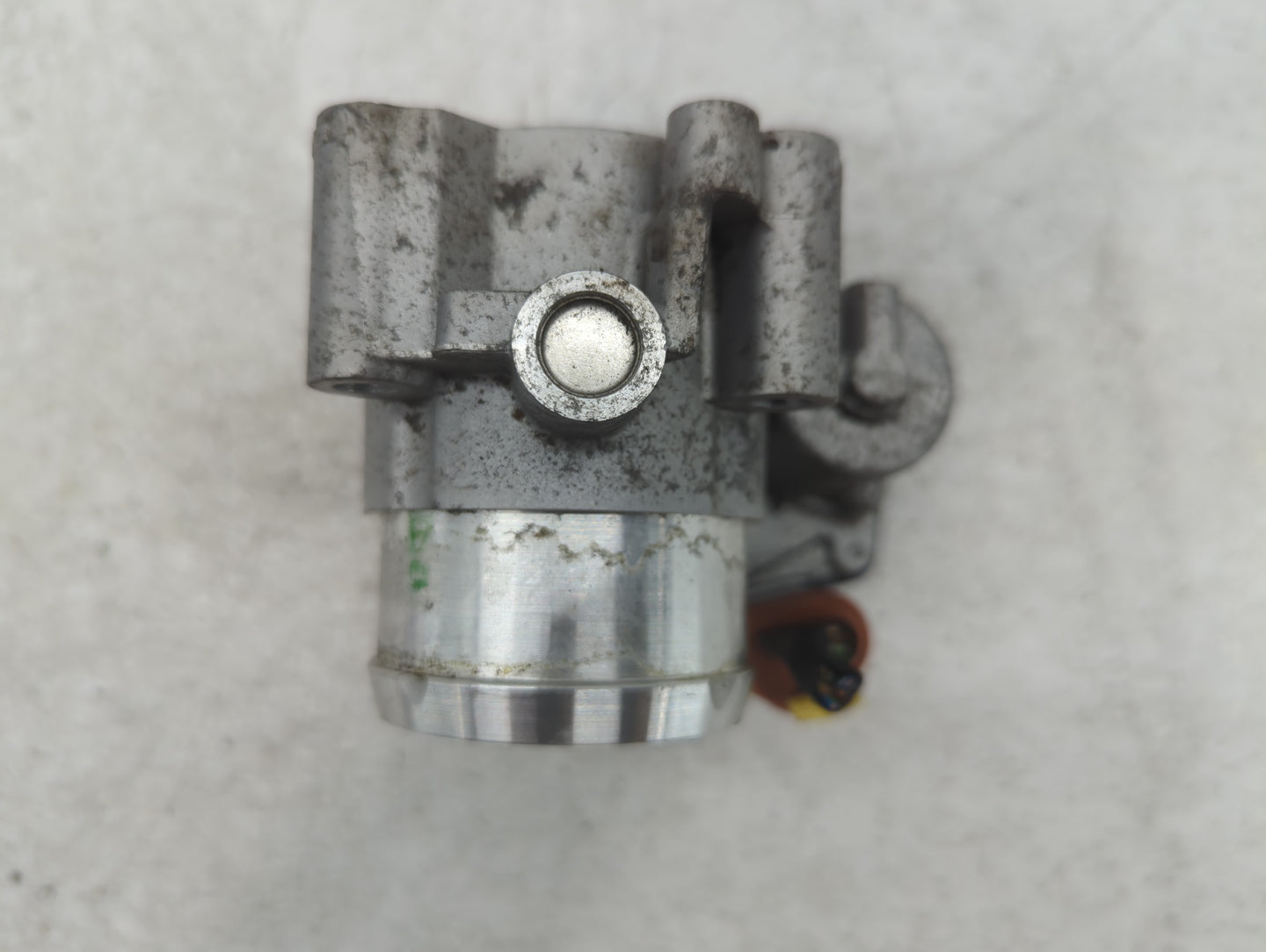 2014-2020 Ford Fusion Throttle Body P/N:DS7G-9F991-CA B19 044 4670 Fits Fits 2014 2015 2016 2017 2018 2019 2020 OEM Used Aut