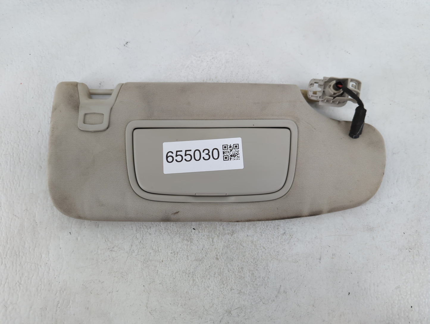 2017-2020 Ford Fusion Sun Visor Shade Replacement Passenger Right Mirror Fits Fits 2017 2018 2019 2020 OEM Used Auto Parts -