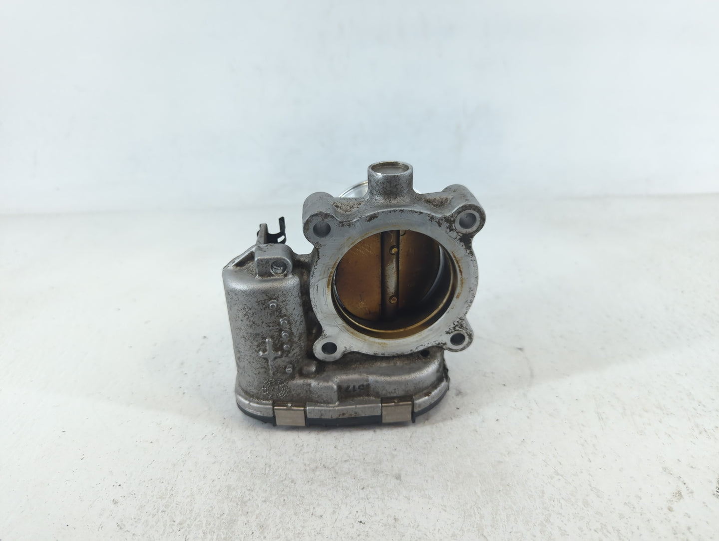 2014-2020 Ford Fusion Throttle Body P/N:DS7E-9F991-BB Fits Fits 2014 2015 2016 2017 2018 2019 2020 2021 2022 OEM Used Auto P