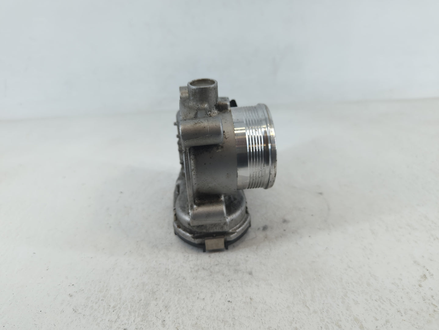 2014-2020 Ford Fusion Throttle Body P/N:DS7E-9F991-BB Fits Fits 2014 2015 2016 2017 2018 2019 2020 2021 2022 OEM Used Auto P