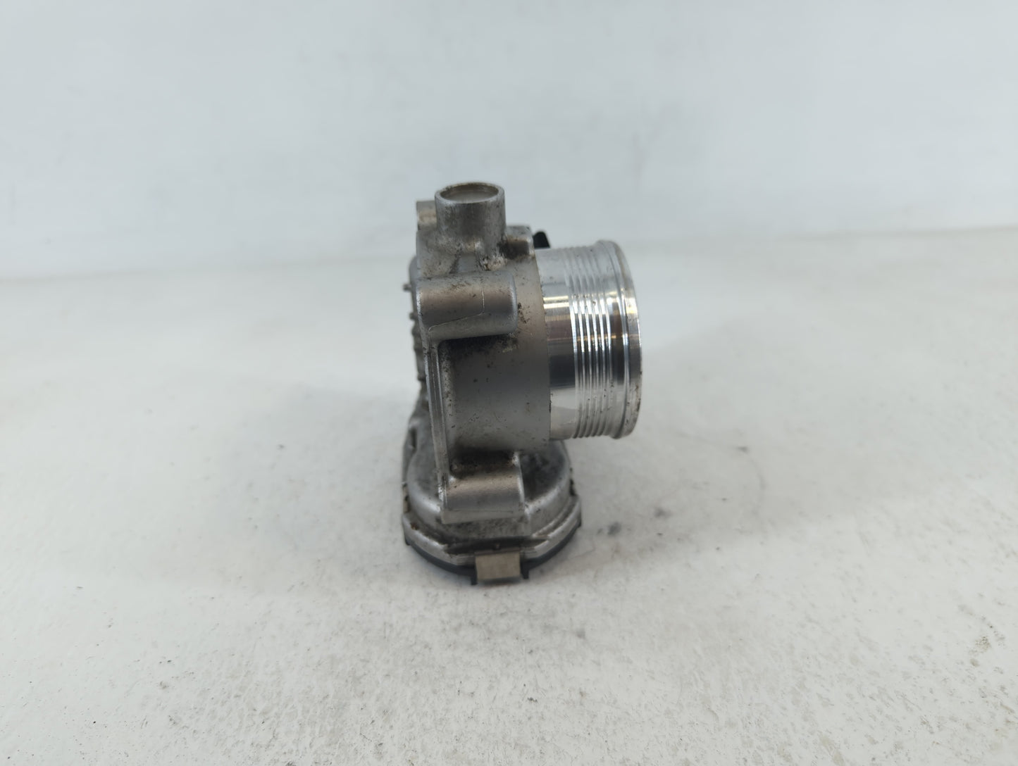 2014-2020 Ford Fusion Throttle Body P/N:DS7E-9F991-BB Fits Fits 2014 2015 2016 2017 2018 2019 2020 2021 2022 OEM Used Auto P