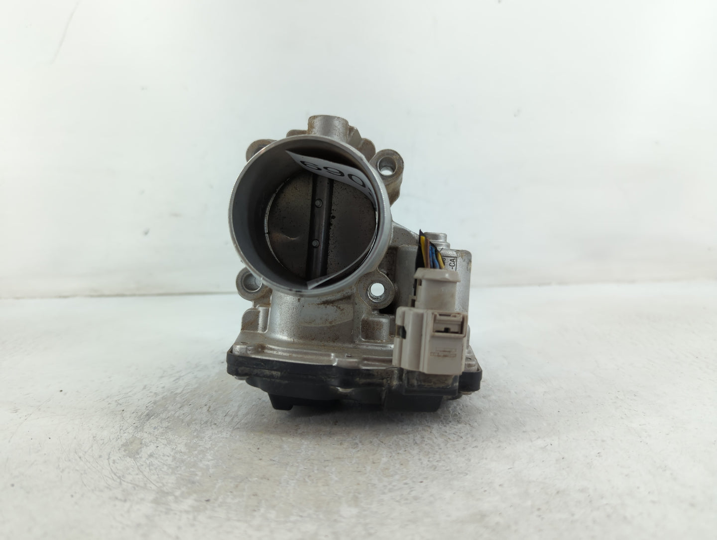 2014-2020 Ford Fusion Throttle Body P/N:PBT-GF30 HR 5.09890.11 Fits Fits 2014 2015 2016 2017 2018 2019 2020 OEM Used Auto Pa