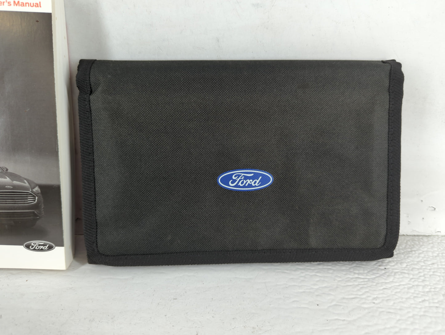 2020 Ford Fusion Owners Manual Book Guide P/N:LE5J 19A321 AA OEM Used Auto Parts - Oemusedautoparts1.com