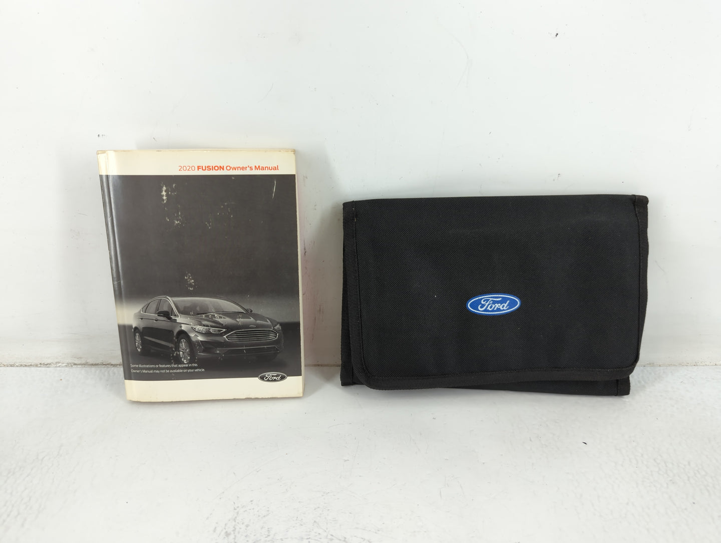 2020 Ford Fusion Owners Manual Book Guide P/N:LE5J 19A321 AB OEM Used Auto Parts - Oemusedautoparts1.com