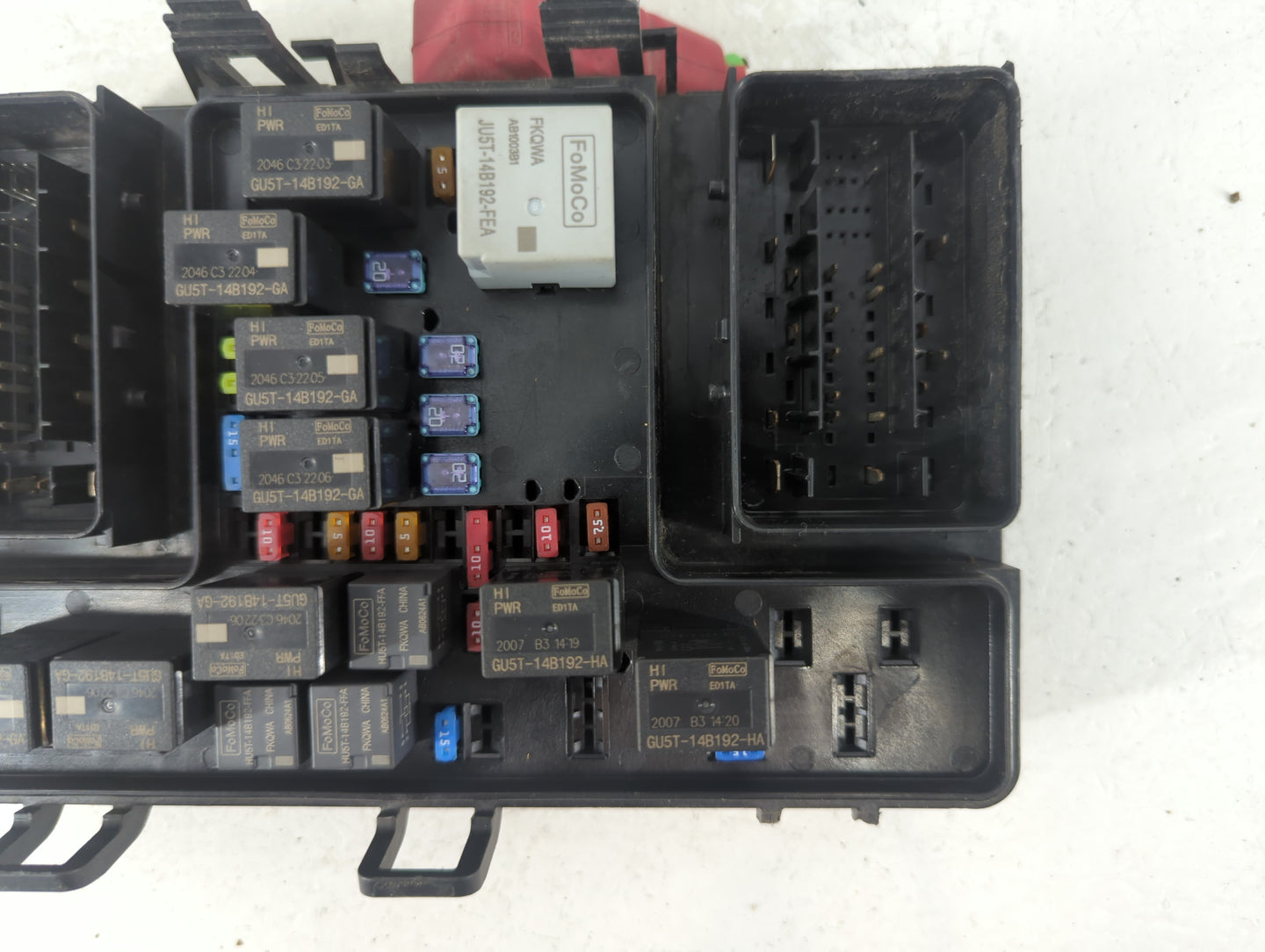 2017-2020 Ford Fusion Fusebox Fuse Box Panel Relay Module P/N:G2GT 14A075 AA Fits Fits 2017 2018 2019 2020 OEM Used Auto Par
