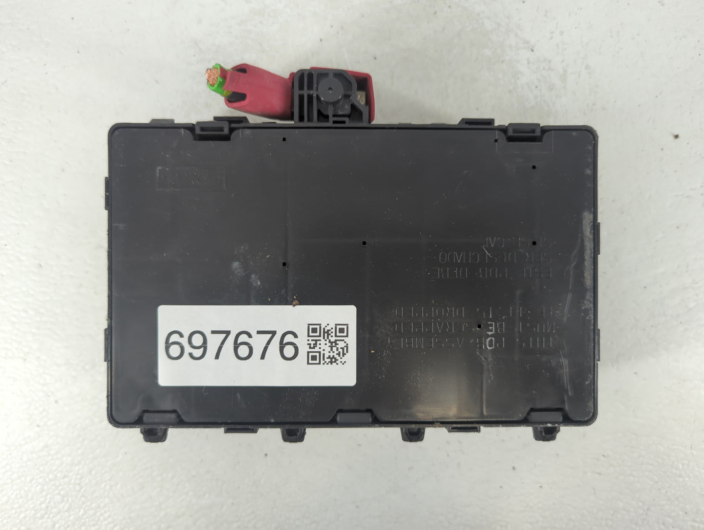 2017-2020 Ford Fusion Fusebox Fuse Box Panel Relay Module P/N:G2GT 14A075 AA Fits Fits 2017 2018 2019 2020 OEM Used Auto Par