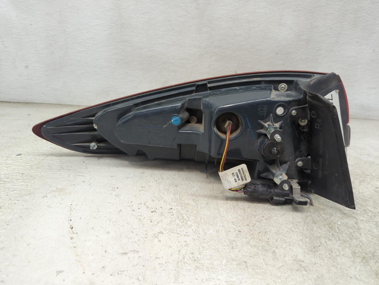 2020 Ford Fusion Tail Light Assembly Passenger Right OEM P/N:HS73-13404-AD F0CHTF406407 Fits OEM Used Auto Parts - Oemusedau