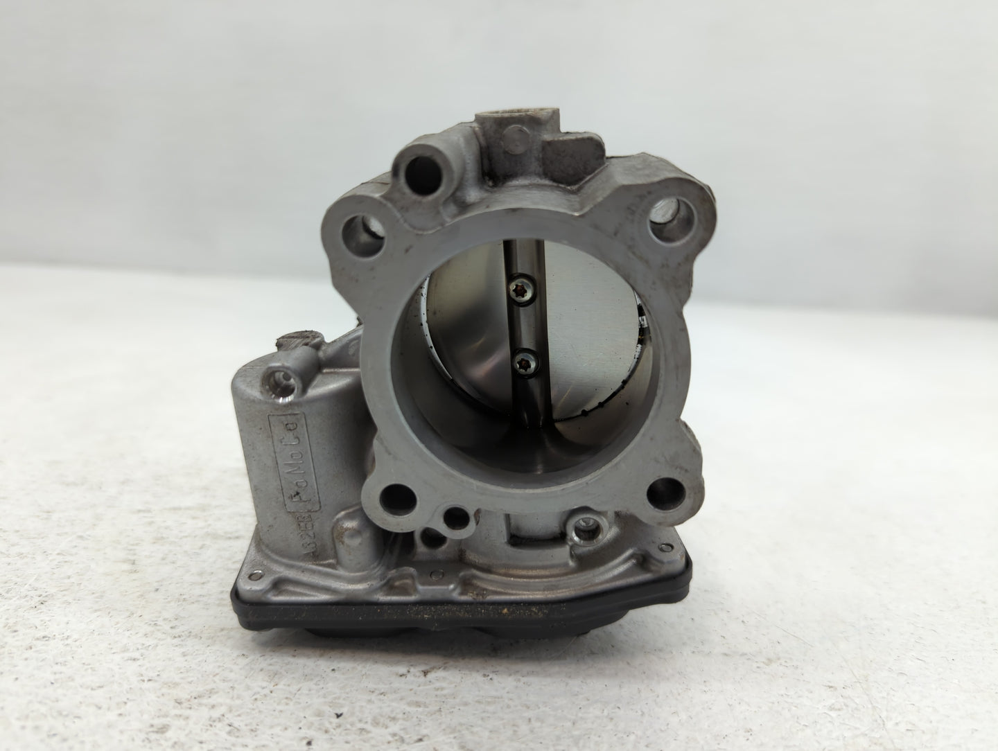 2014-2020 Ford Fusion Throttle Body P/N:B19 301 4046 DS7G-9F991-CA Fits Fits 2014 2015 2016 2017 2018 2019 2020 OEM Used Aut