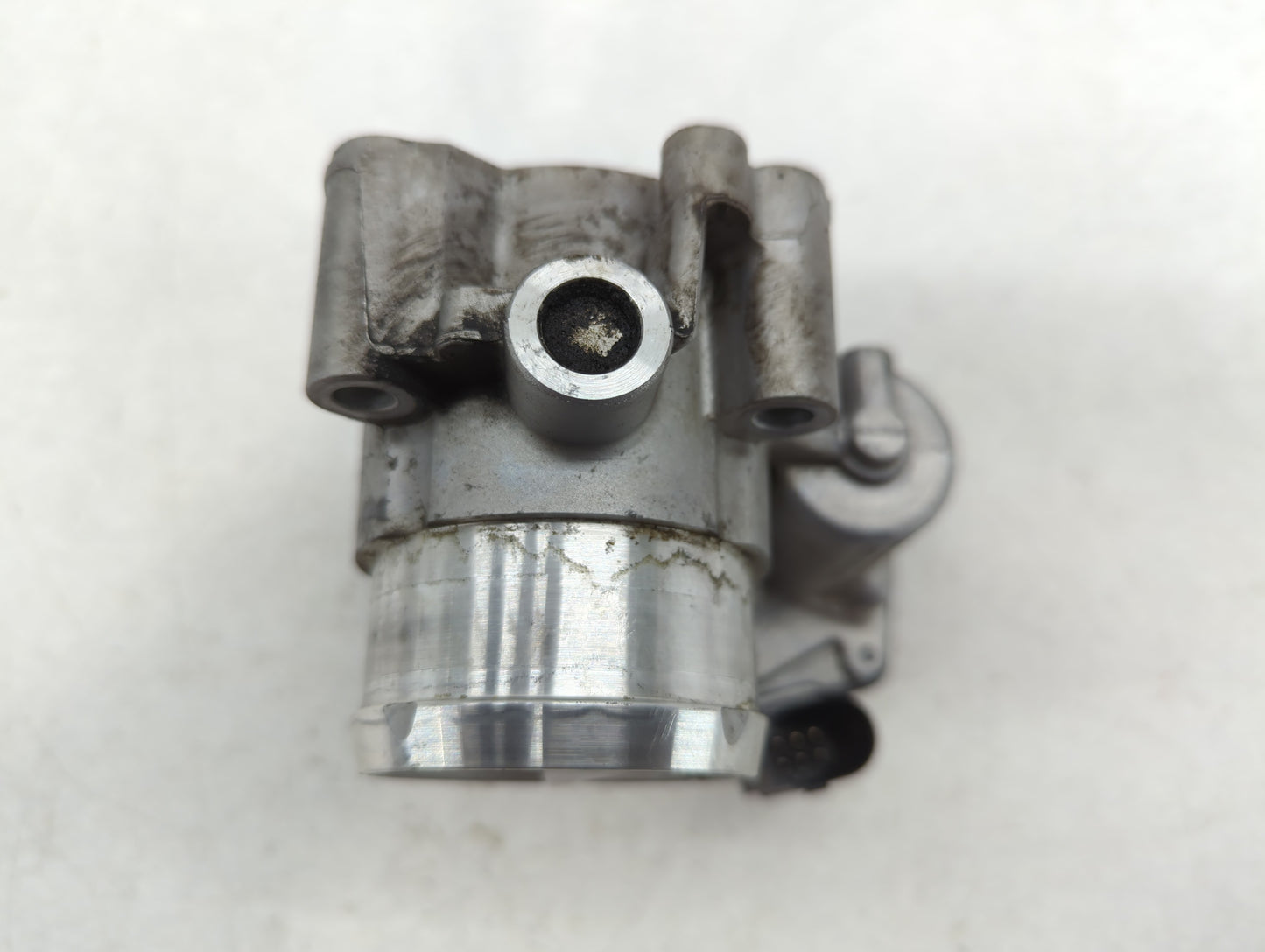 2014-2020 Ford Fusion Throttle Body P/N:DS7G-9F991-CA B18 234 4444 Fits Fits 2014 2015 2016 2017 2018 2019 2020 OEM Used Aut