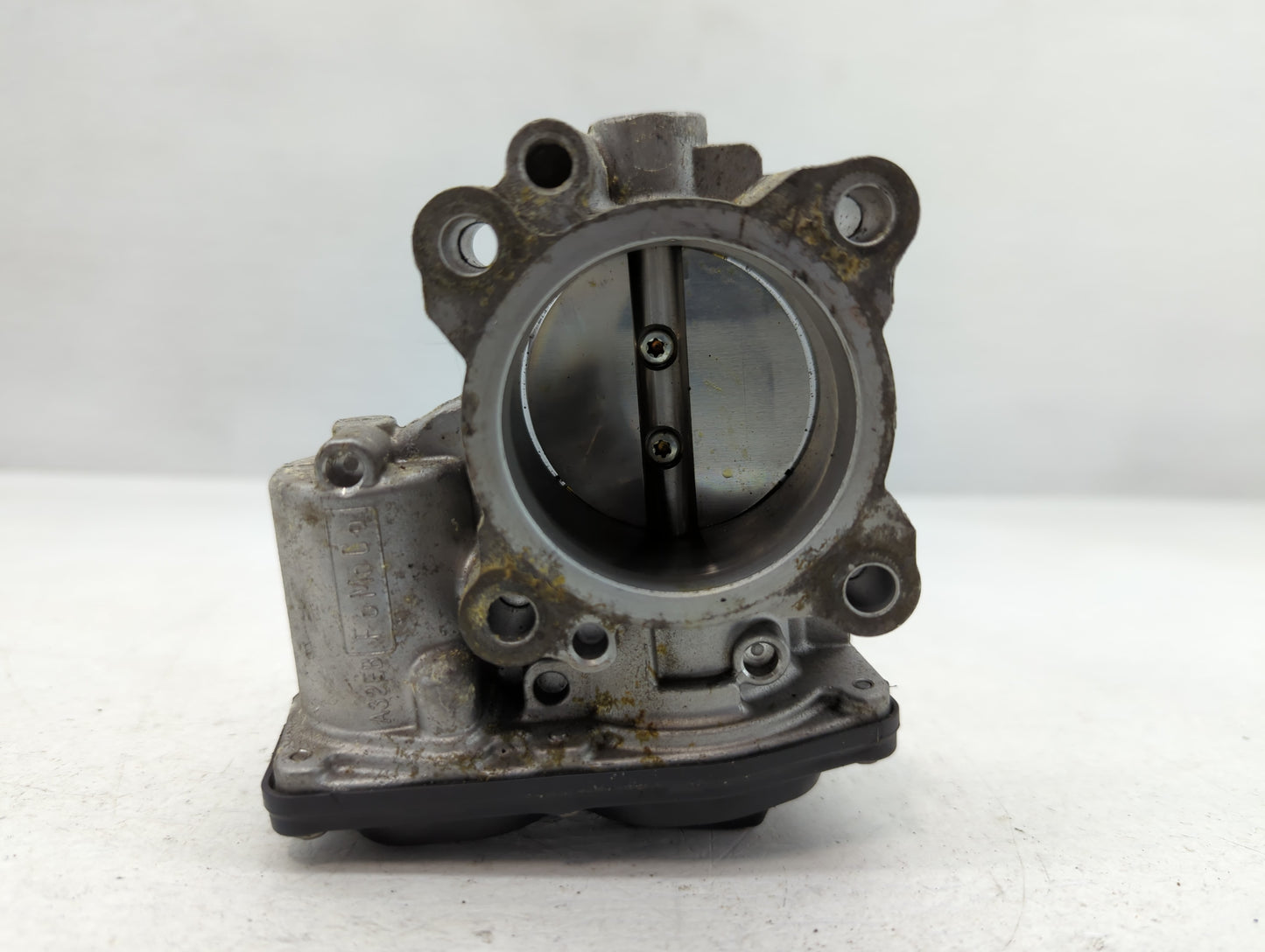 2014-2020 Ford Fusion Throttle Body P/N:DS7G-9F991-CA B18 206 4051 Fits Fits 2014 2015 2016 2017 2018 2019 2020 OEM Used Aut