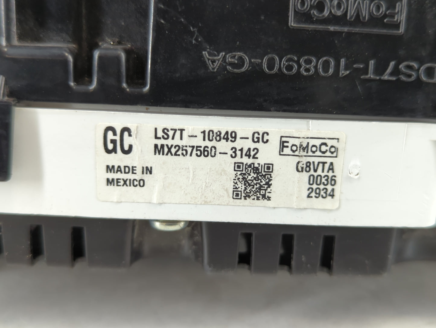 2019-2020 Ford Fusion Instrument Cluster Speedometer Gauges P/N:LS7T-10849-GC Fits Fits 2019 2020 OEM Used Auto Parts - Oemu