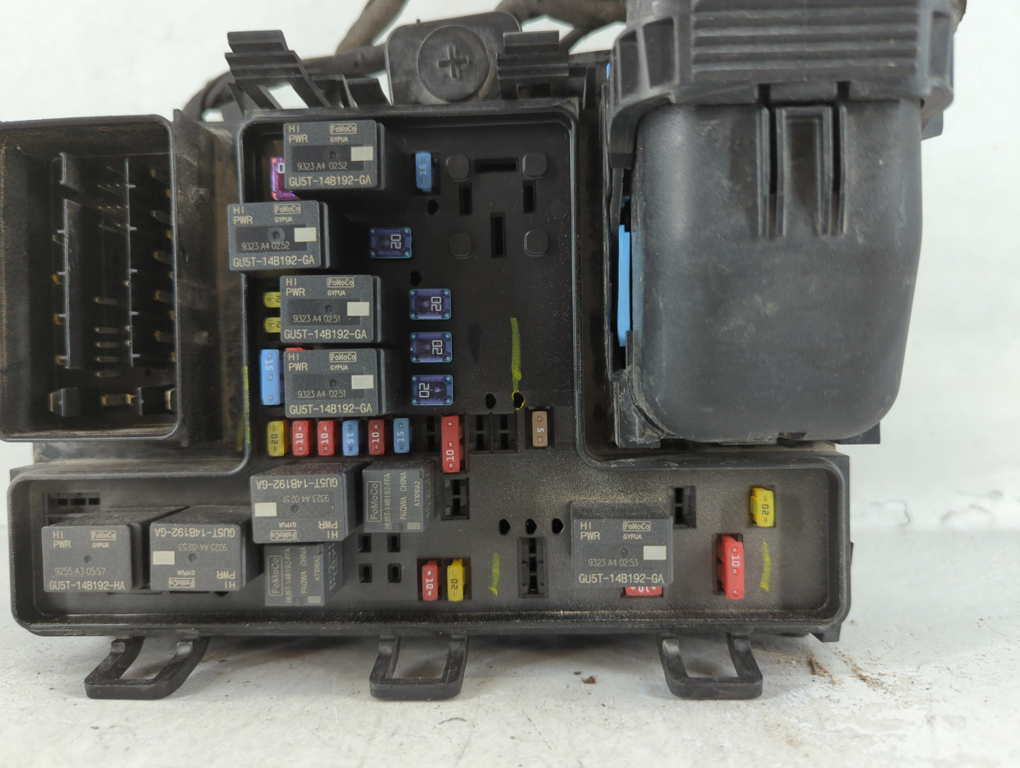 2017-2020 Ford Fusion Fusebox Fuse Box Panel Relay Module P/N:HG9T 14D068BC_02 Fits Fits 2017 2018 2019 2020 OEM Used Auto P