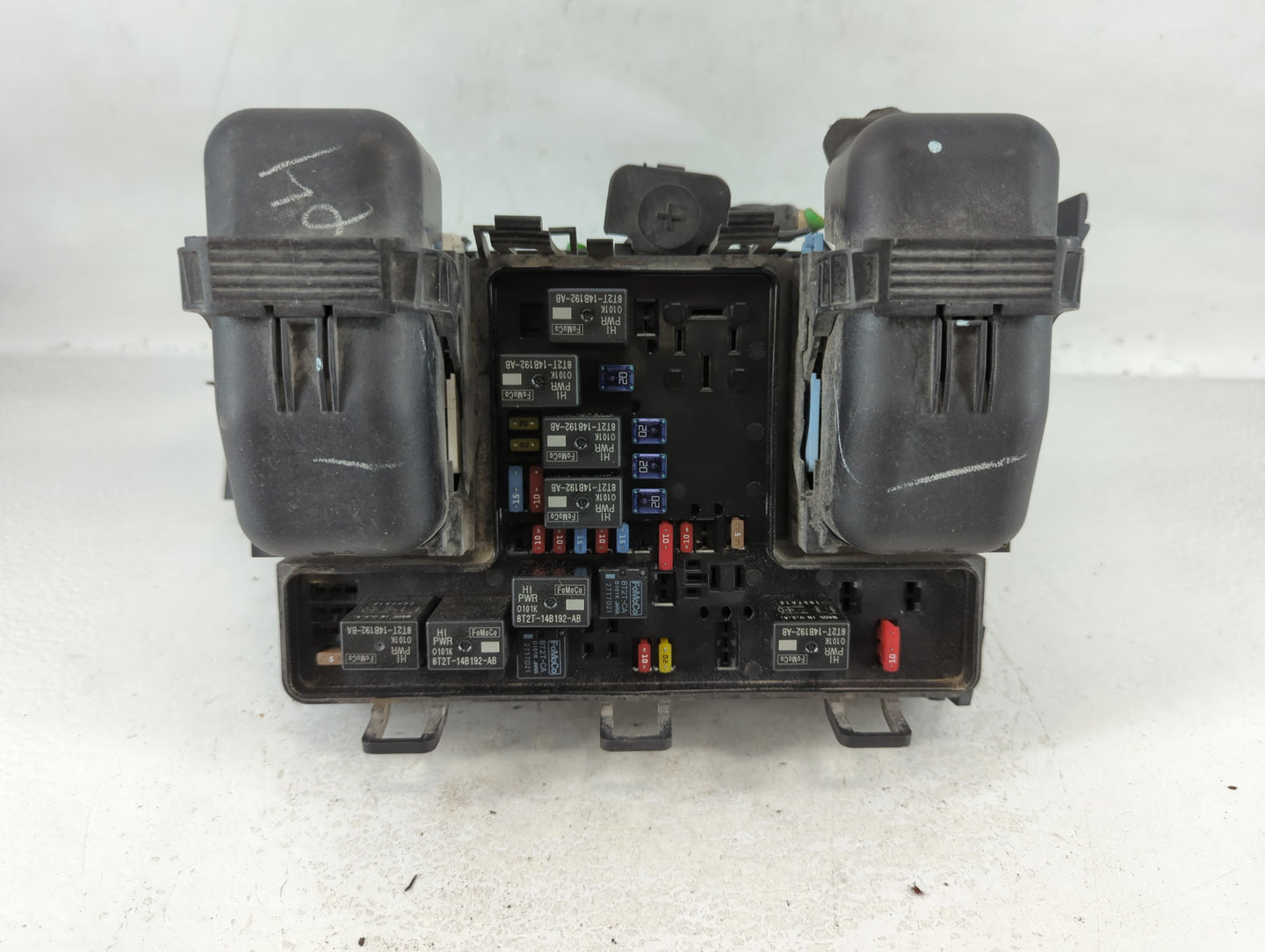 2017-2020 Ford Fusion Fusebox Fuse Box Panel Relay Module P/N:HG9T 14D068AD_01 Fits Fits 2017 2018 2019 2020 OEM Used Auto P
