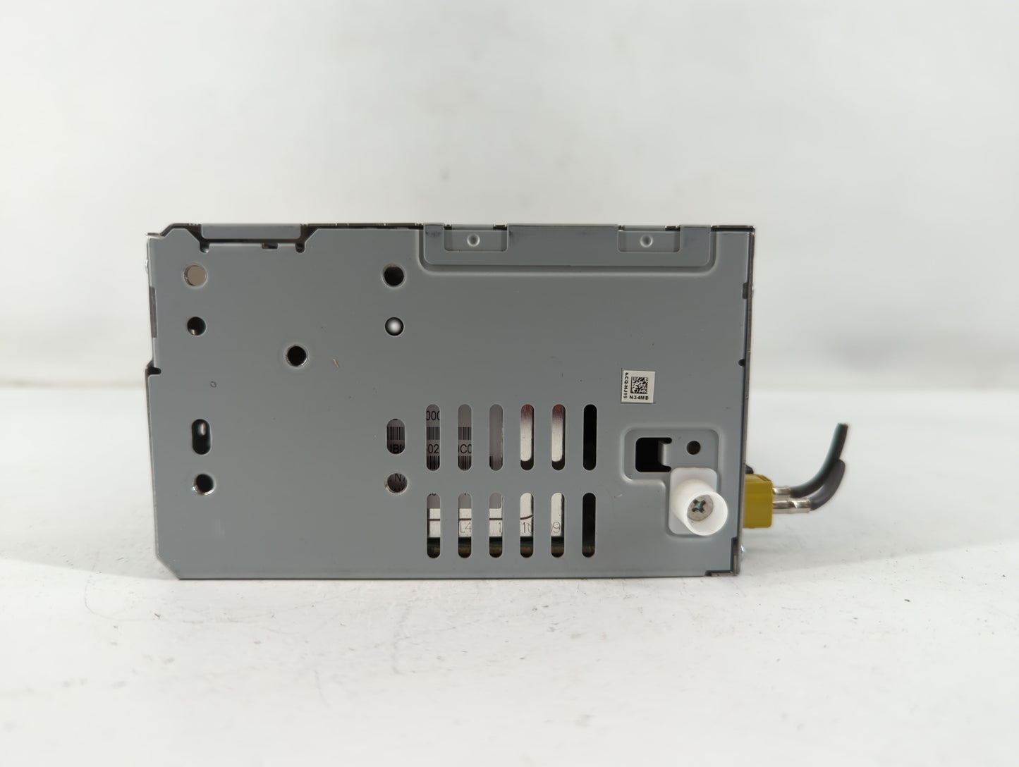 2019-2020 Ford Fusion Radio AM FM Cd Player Receiver Replacement P/N:CQ-HJ19N34MB Fits Fits 2019 2020 OEM Used Auto Parts - 