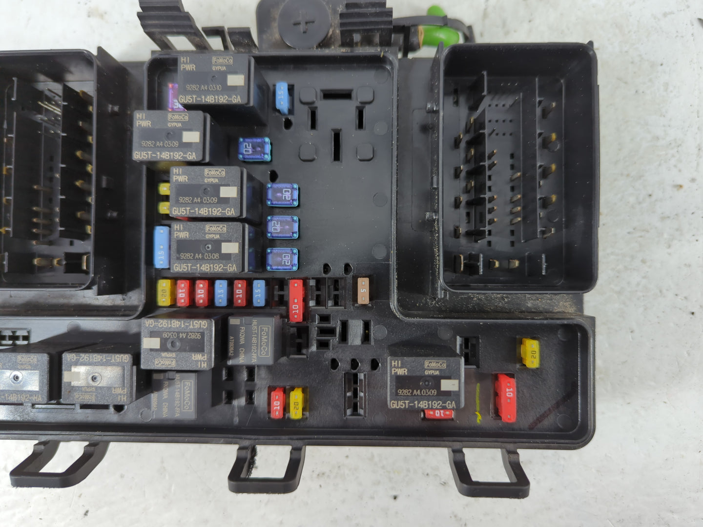 2017-2020 Ford Fusion Fusebox Fuse Box Panel Relay Module Fits Fits 2017 2018 2019 2020 OEM Used Auto Parts - Oemusedautopar
