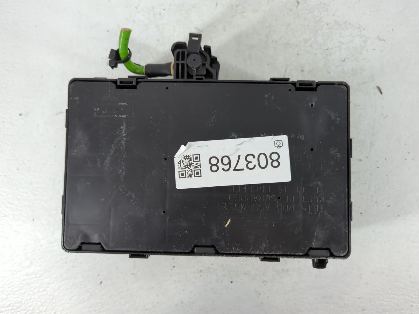 2017-2020 Ford Fusion Fusebox Fuse Box Panel Relay Module Fits Fits 2017 2018 2019 2020 OEM Used Auto Parts - Oemusedautopar