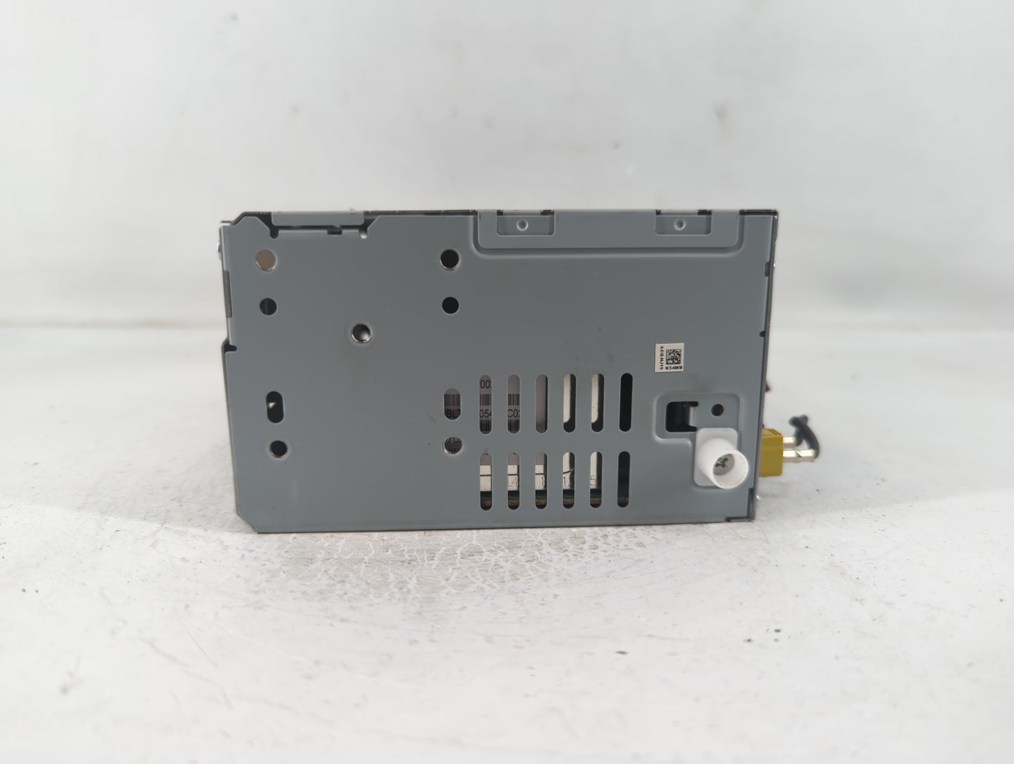 2020 Ford Fusion Radio AM FM Cd Player Receiver Replacement Fits OEM Used Auto Parts - Oemusedautoparts1.com
