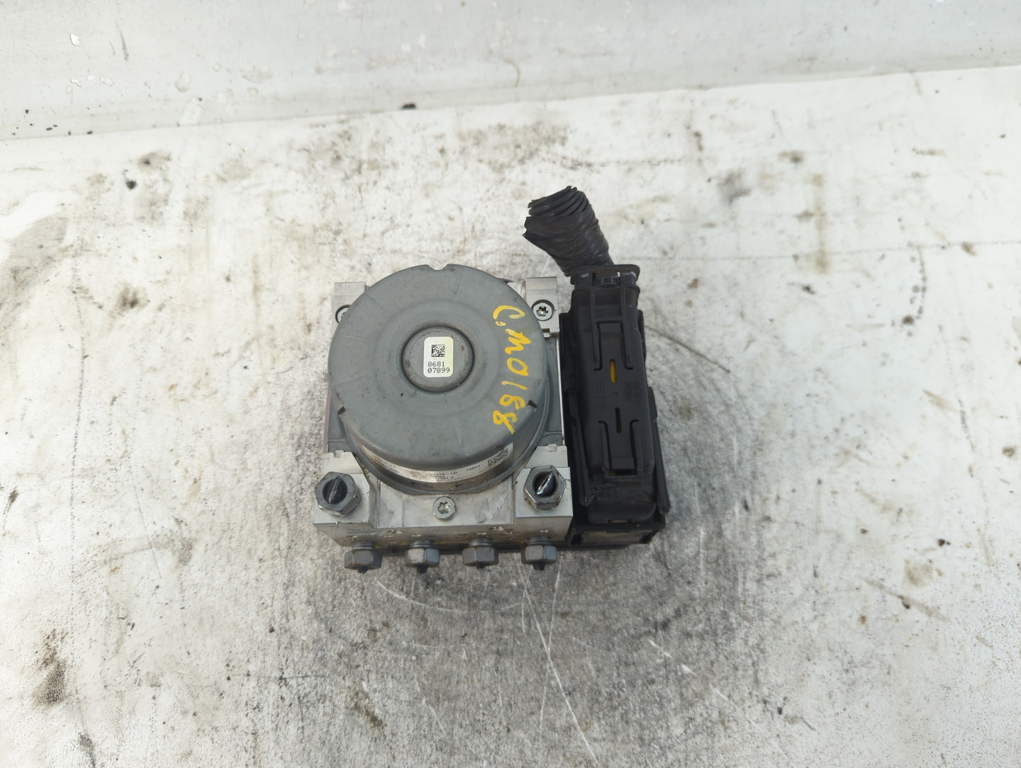 2019-2020 Ford Fusion ABS Pump Control Module Replacement P/N:KG9C-2B373-LD Fits Fits 2019 2020 OEM Used Auto Parts - Oemuse