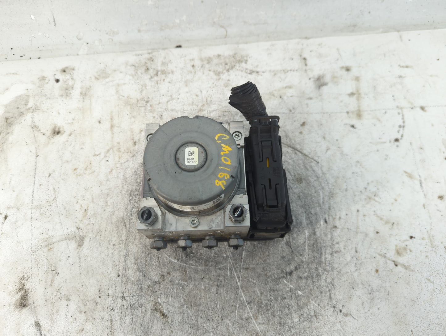 2019-2020 Ford Fusion ABS Pump Control Module Replacement P/N:KG9C-2B373-LD Fits Fits 2019 2020 OEM Used Auto Parts - Oemuse