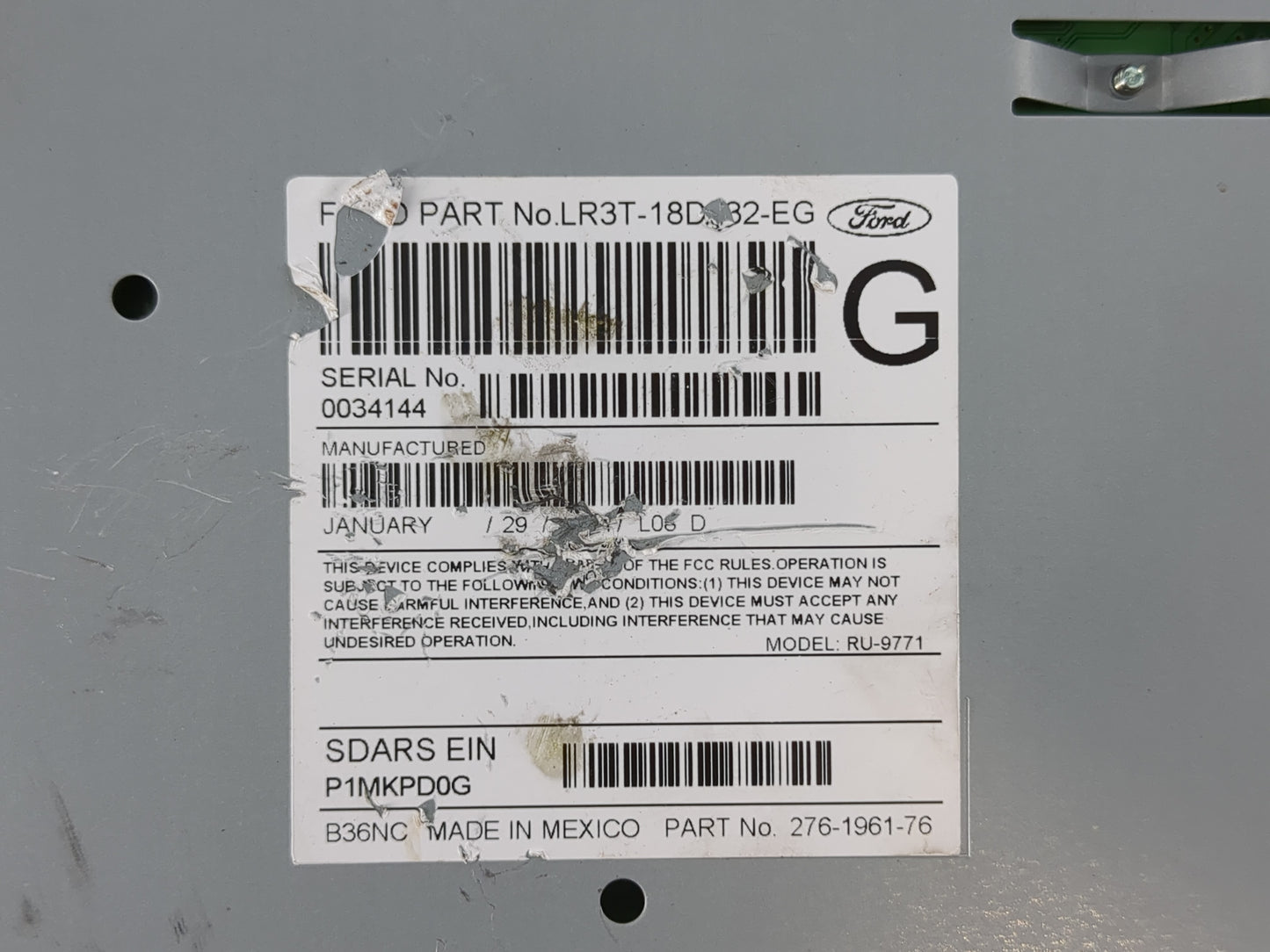 2020 Ford Mustang Radio AM FM Cd Player Receiver Replacement P/N:LR3T-18D832-EG Fits OEM Used Auto Parts - Oemusedautoparts1