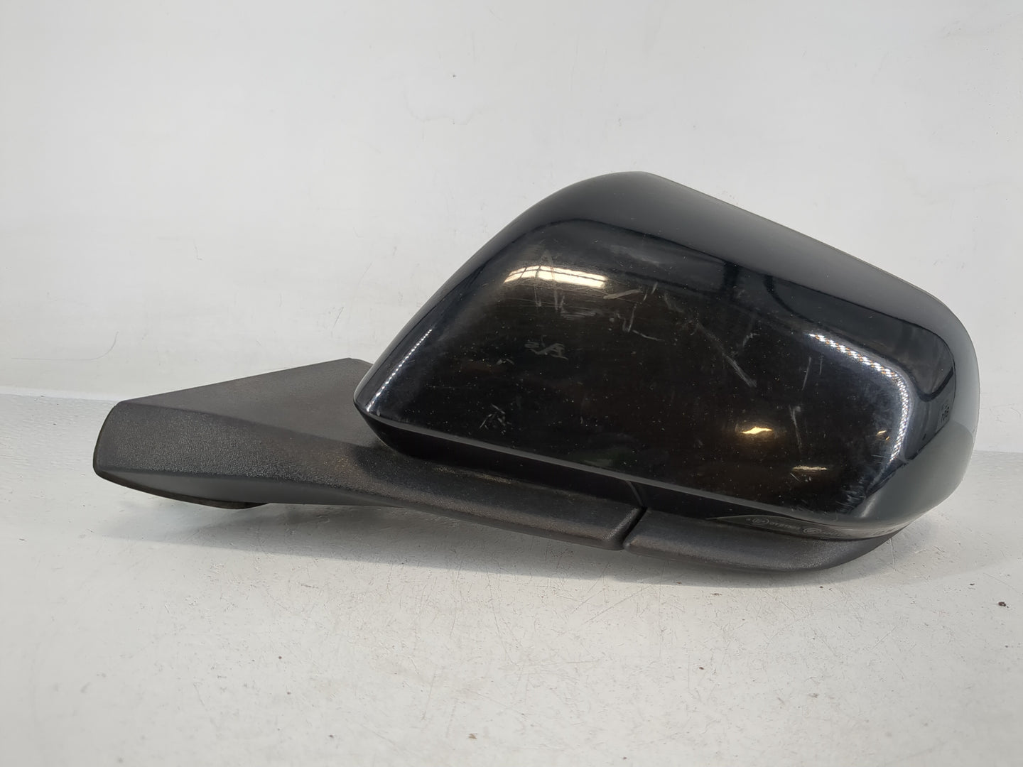 2019-2021 Ford Mustang Driver Side View Mirror - Left Door Mirror OEM Used - Oemusedautoparts1.com