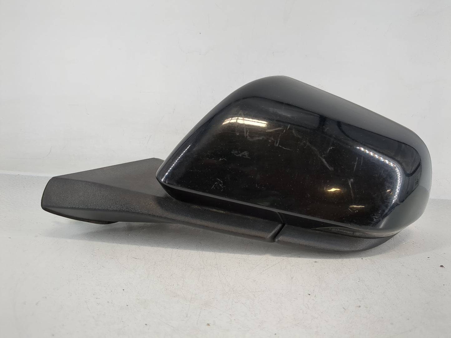 2019-2021 Ford Mustang Driver Side View Mirror - Left Door Mirror OEM Used - Oemusedautoparts1.com