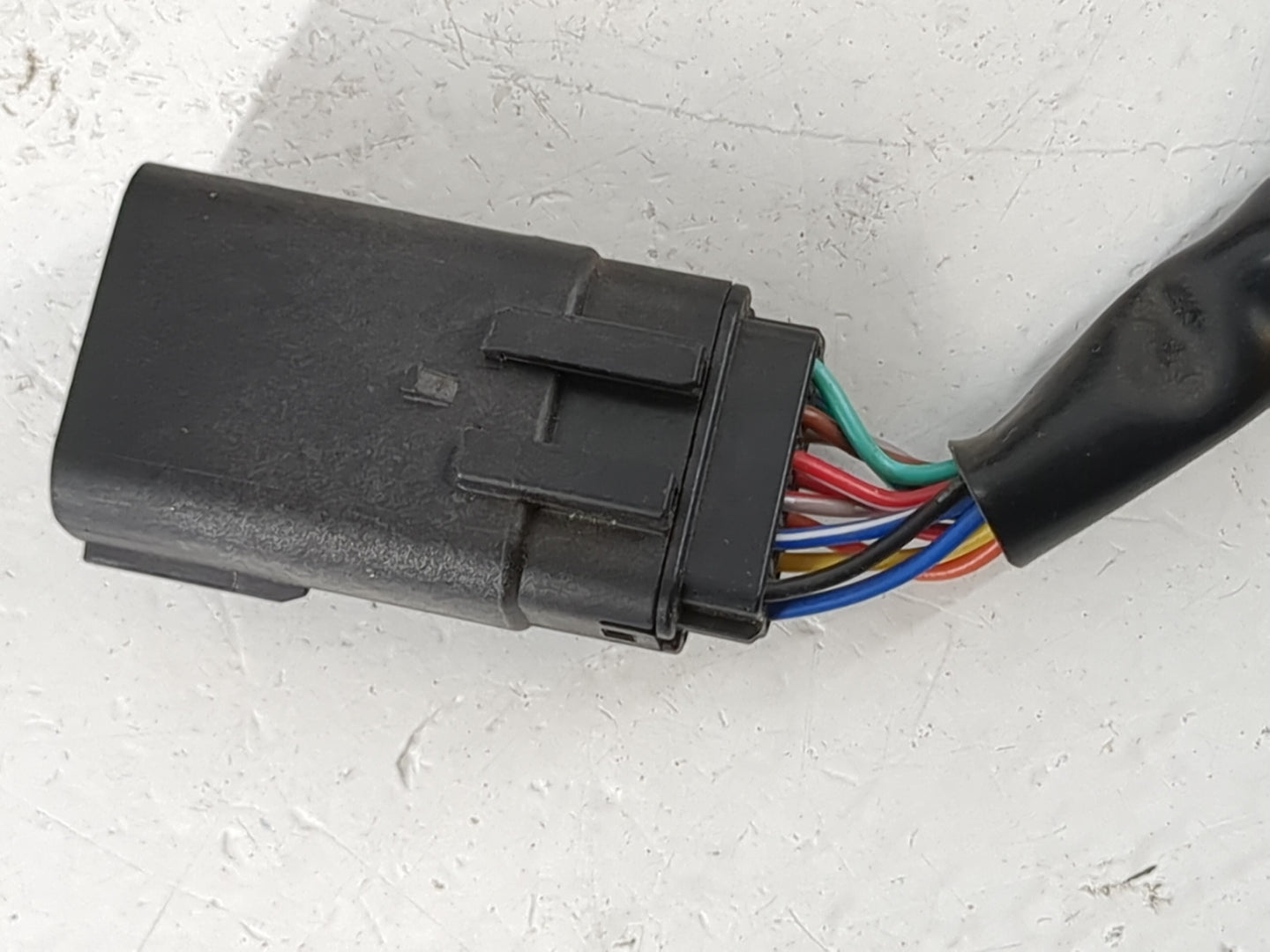 2019-2021 Ford Mustang Driver Side View Mirror - Left Door Mirror OEM Used - Oemusedautoparts1.com