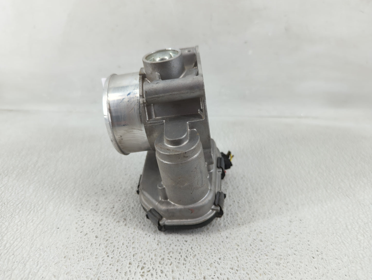 2018-2022 Ford Mustang Throttle Body P/N:JT4E 9F991 AA Fits Fits 2018 2019 2020 2021 2022 OEM Used Auto Parts - Oemusedautop