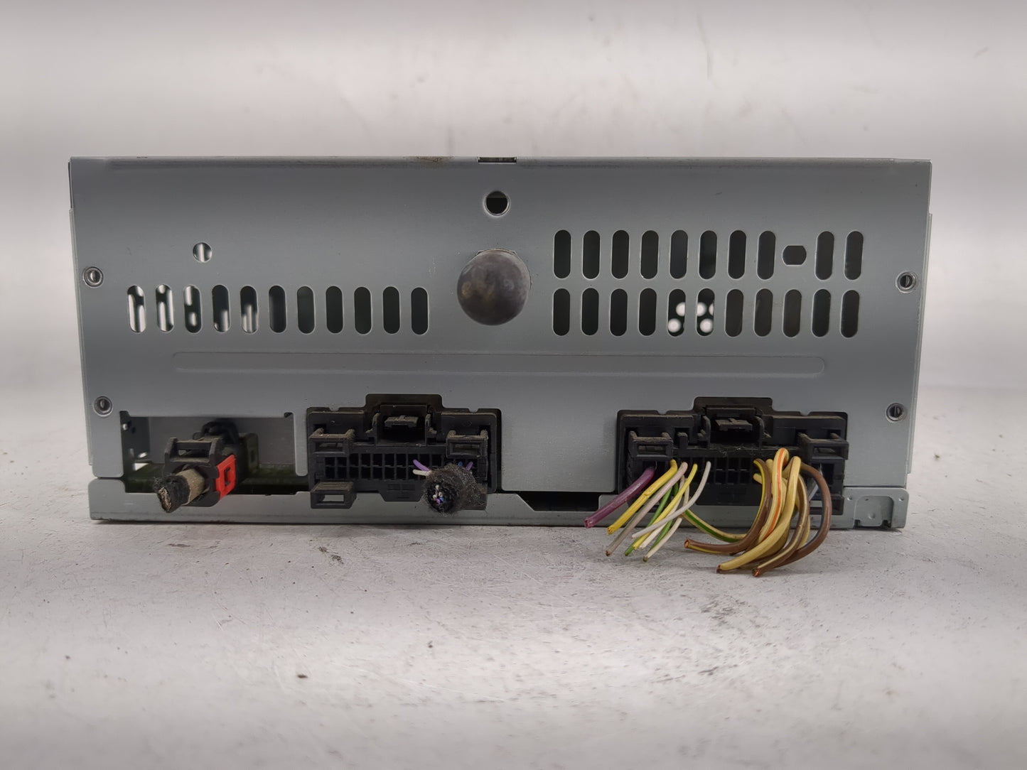 2019-2022 Ford Mustang Radio AM FM Cd Player Receiver Replacement P/N:LR3T-18D832-DF Fits Fits 2019 2020 2021 2022 OEM Used 
