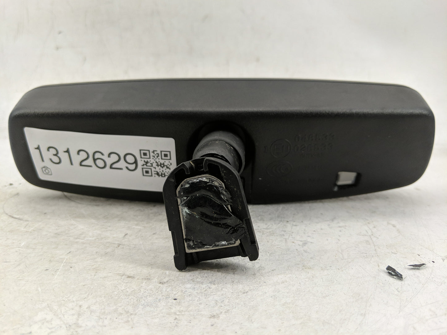 2015-2022 Ford Mustang Interior Rear View Mirror Replacement OEM Fits Fits 2015 2016 2017 2018 2019 2020 2021 2022 OEM Used 