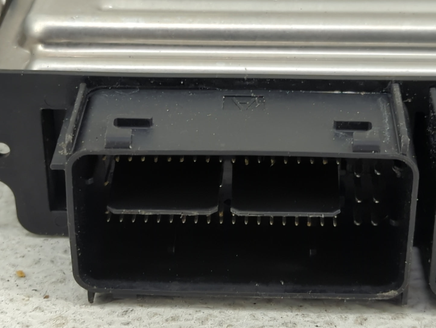 2019-2022 Ford Mustang PCM Engine Control Computer ECU ECM PCU OEM P/N:KR3A-12A650-HB KR3A-12B684-DA Fits Fits 2019 2020 202