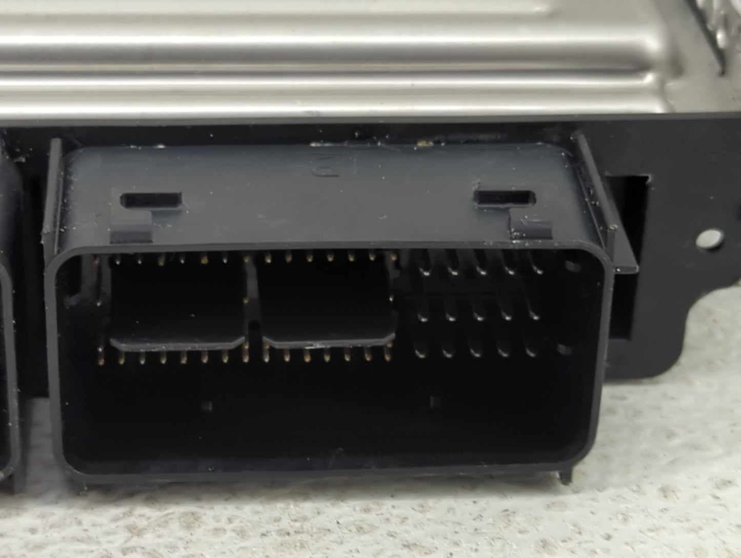 2019-2022 Ford Mustang PCM Engine Control Computer ECU ECM PCU OEM P/N:KR3A-12A650-HB KR3A-12B684-DA Fits Fits 2019 2020 202