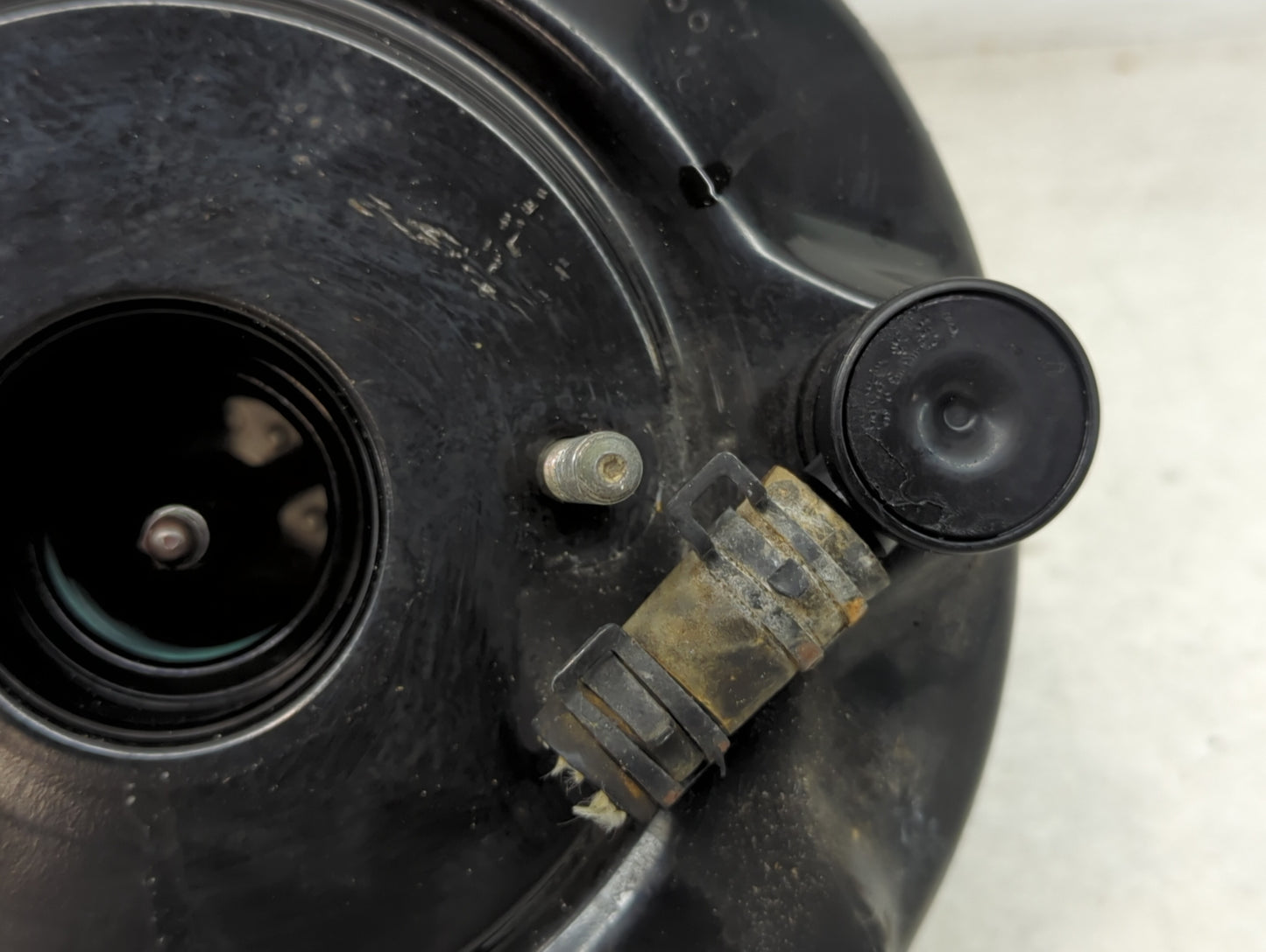2018-2022 Ford Mustang Power Brake Booster Oem - Oemusedautoparts1.com