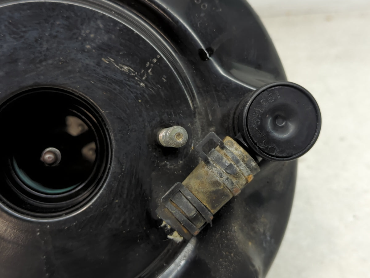 2018-2022 Ford Mustang Power Brake Booster Oem 1450722 - Oemusedautoparts1.com