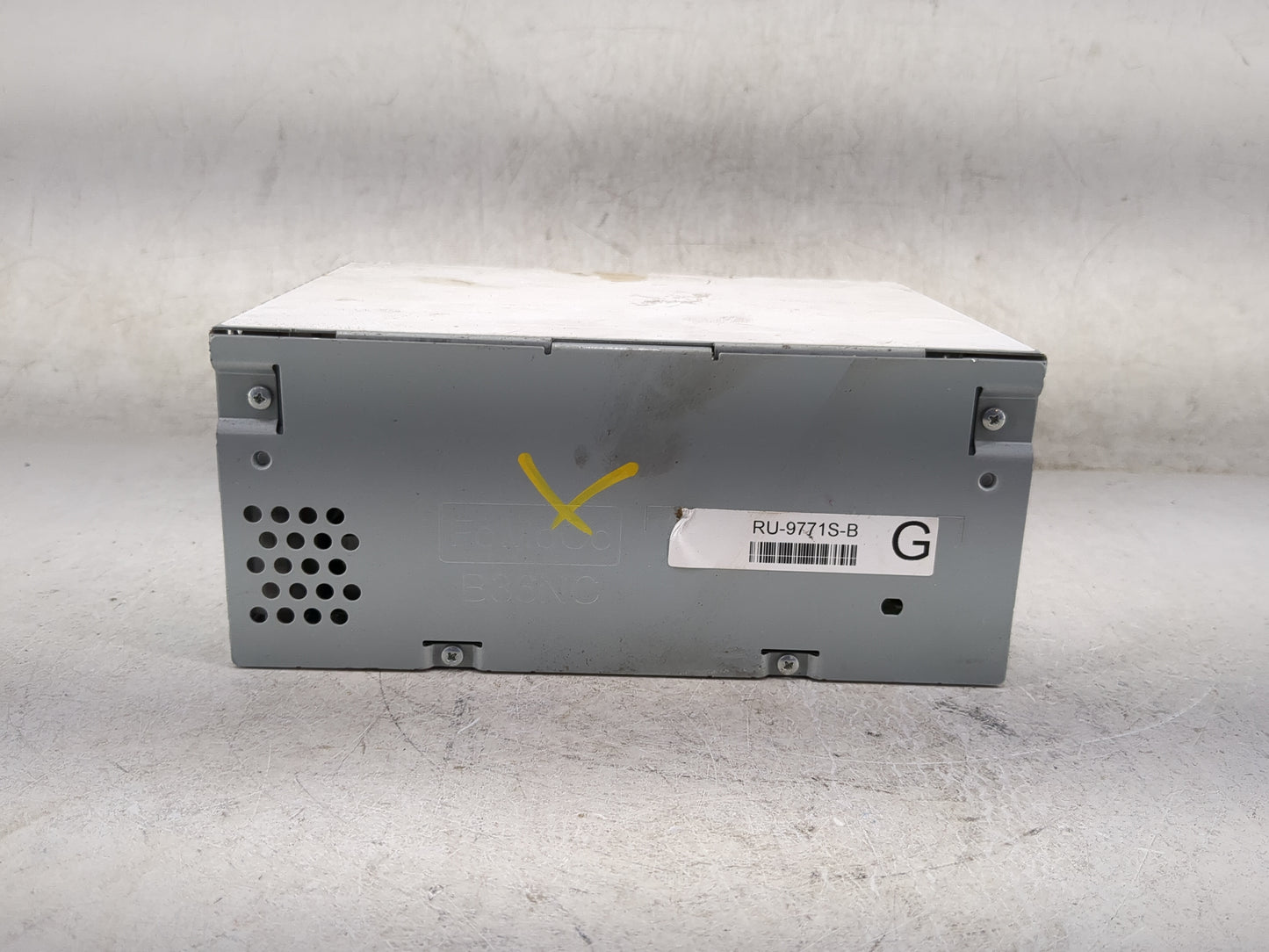 2020 Ford Mustang Radio AM FM Cd Player Receiver Replacement P/N:LR3T-18D832-EG RU-9771S-B Fits OEM Used Auto Parts - Oemuse