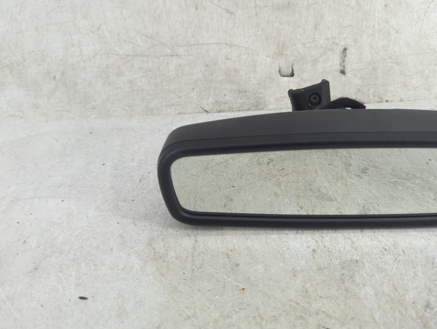 2015-2022 Ford Mustang Interior Rear View Mirror Replacement OEM P/N:015533 015535 Fits OEM Used Auto Parts - Oemusedautopar