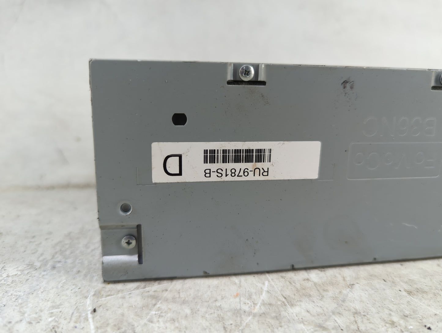 Ford Mustang Audio Cd Disc Player - Oemusedautoparts1.com