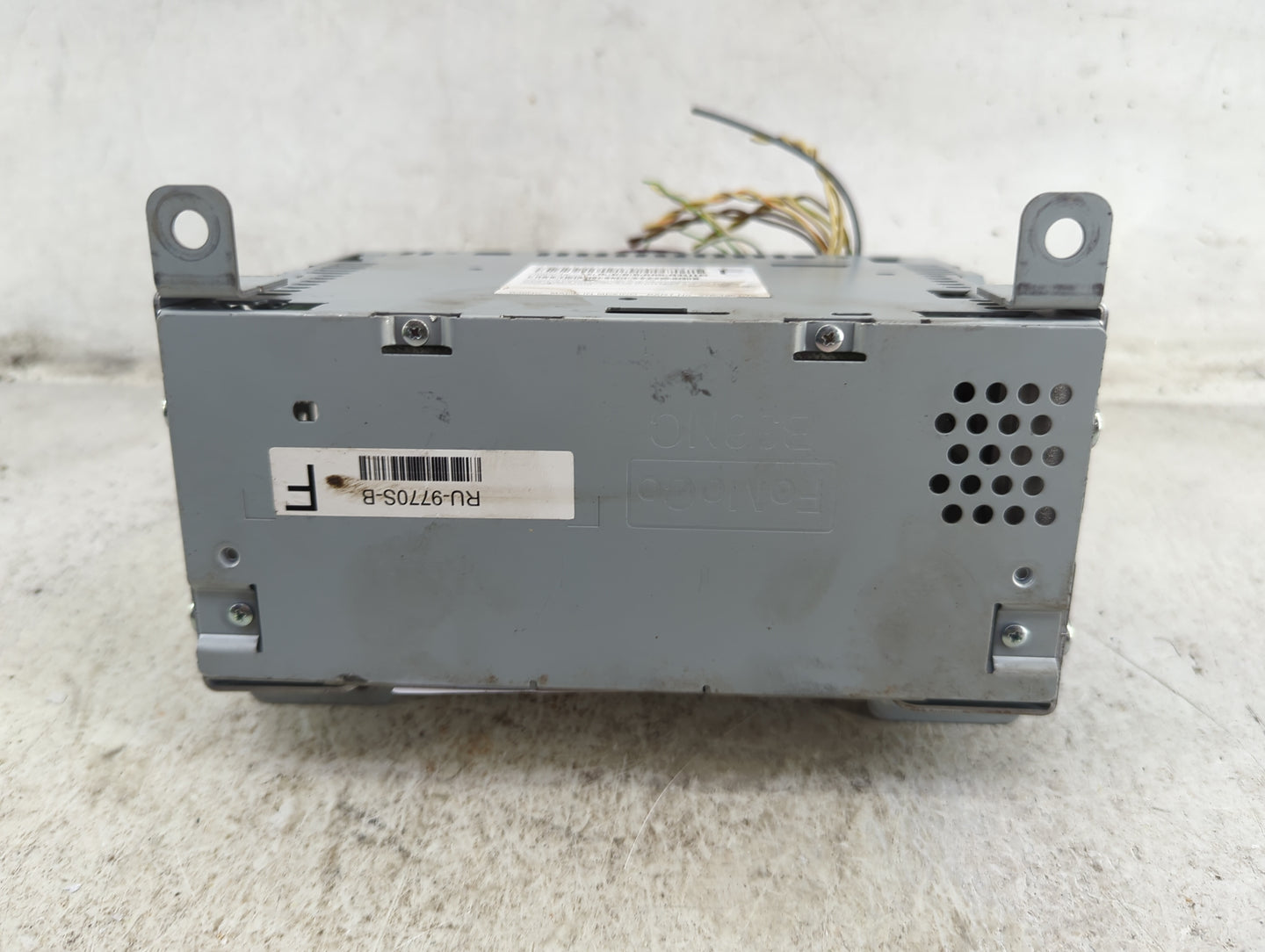 2019-2019 Ford Mustang Radio Control Panel 1495142 - Oemusedautoparts1.com