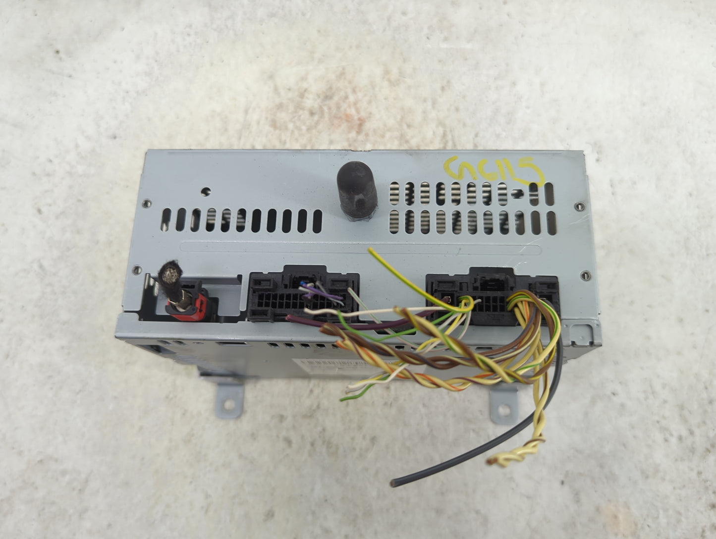 2019-2019 Ford Mustang Radio Control Panel 1495142 - Oemusedautoparts1.com