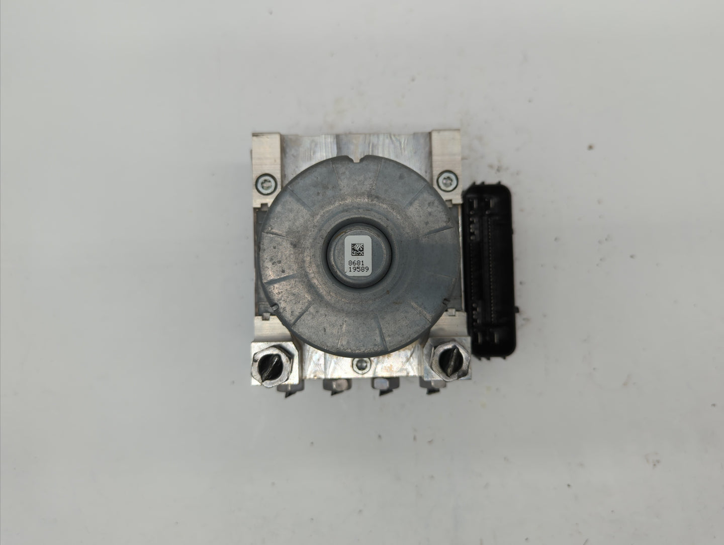 2019 Ford Mustang ABS Pump Control Module Replacement P/N:KR3C-2B373-AB KR3C-2C219-AB Fits OEM Used Auto Parts - Oemusedauto