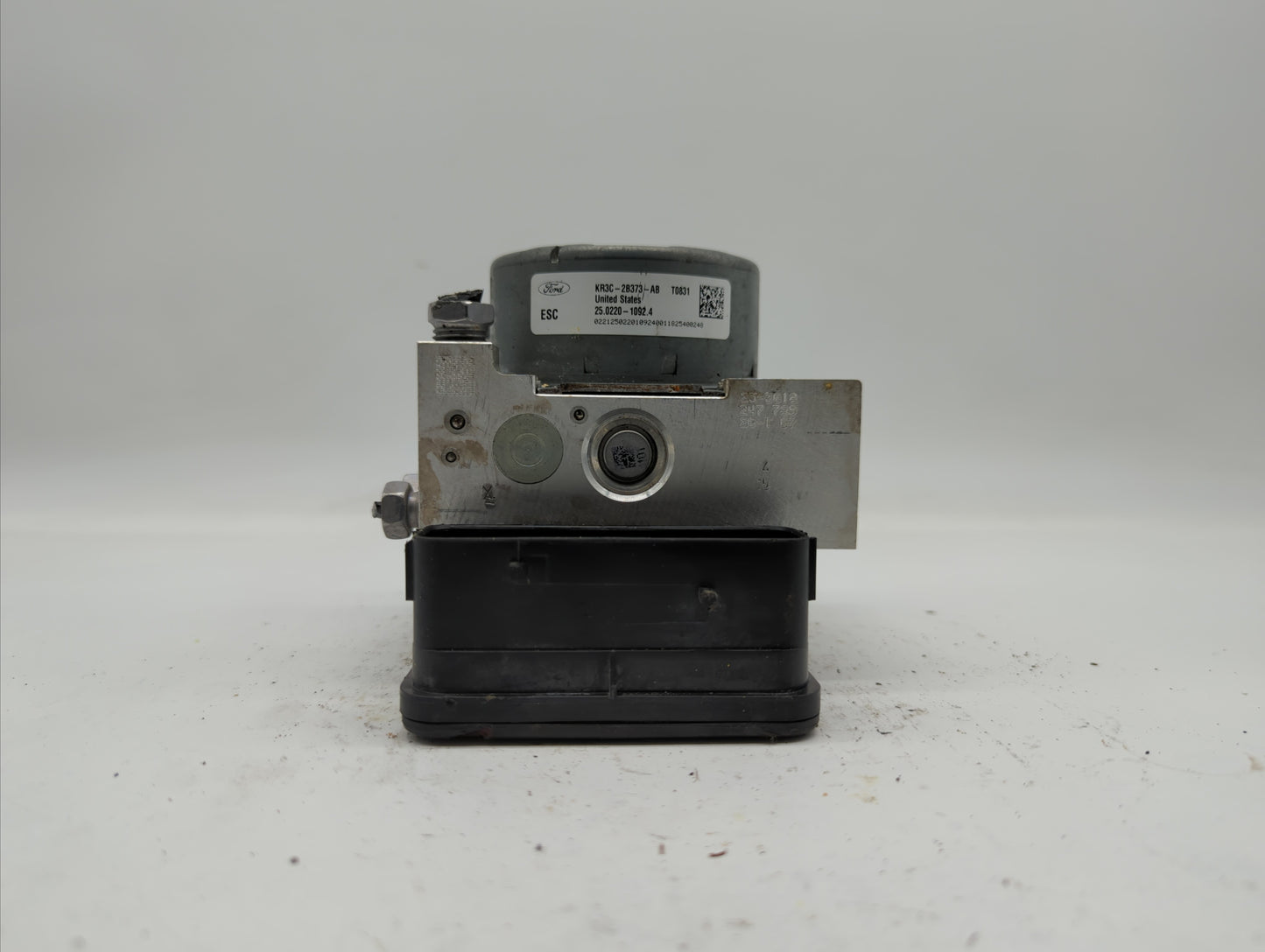 2019 Ford Mustang ABS Pump Control Module Replacement P/N:KR3C-2B373-AB KR3C-2C219-AB Fits OEM Used Auto Parts - Oemusedauto